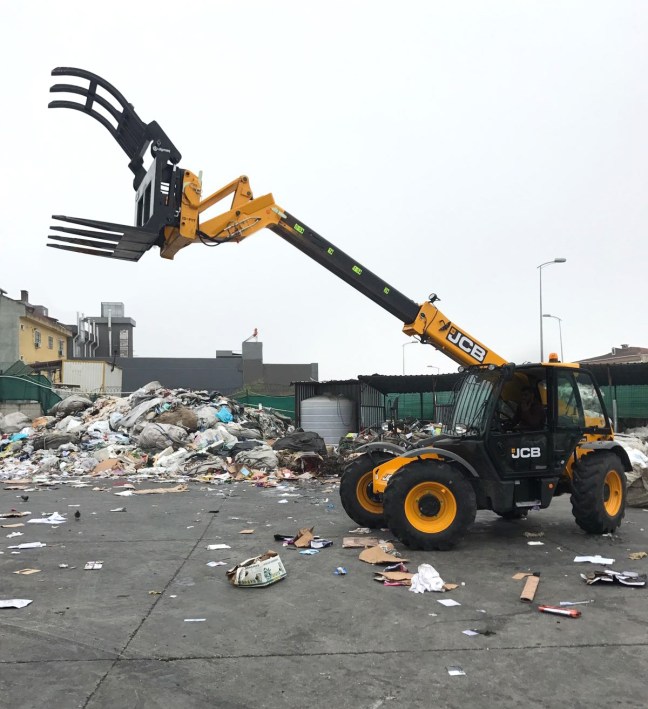 HURDA KAGIT ATAŞMANI